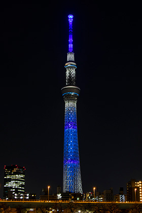 東京のシンボル スカイツリー が青色 水色 の特別点灯 点滅 の理由は お立ち寄り所